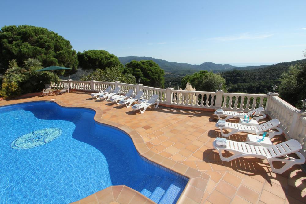 K15 VILLA ALTA VISTA Casa aislada / Villa serra brava Lloret de Mar K15 VILLA ALTA VISTA Casa aislada / Villa serra brava Lloret de Mar