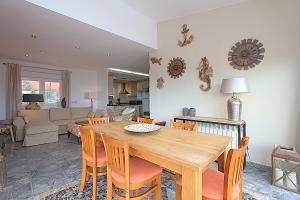 K15 VILLA ALTA VISTA Casa aislada / Villa serra brava Lloret de Mar
