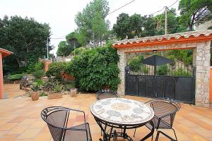 K15 VILLA ALTA VISTA Casa aislada / Villa serra brava Lloret de Mar
