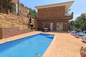 K16 Villa Serena Casa aislada / Villa SERRA BRAVA Lloret de Mar