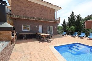 K16 Villa Serena Casa aislada / Villa SERRA BRAVA Lloret de Mar