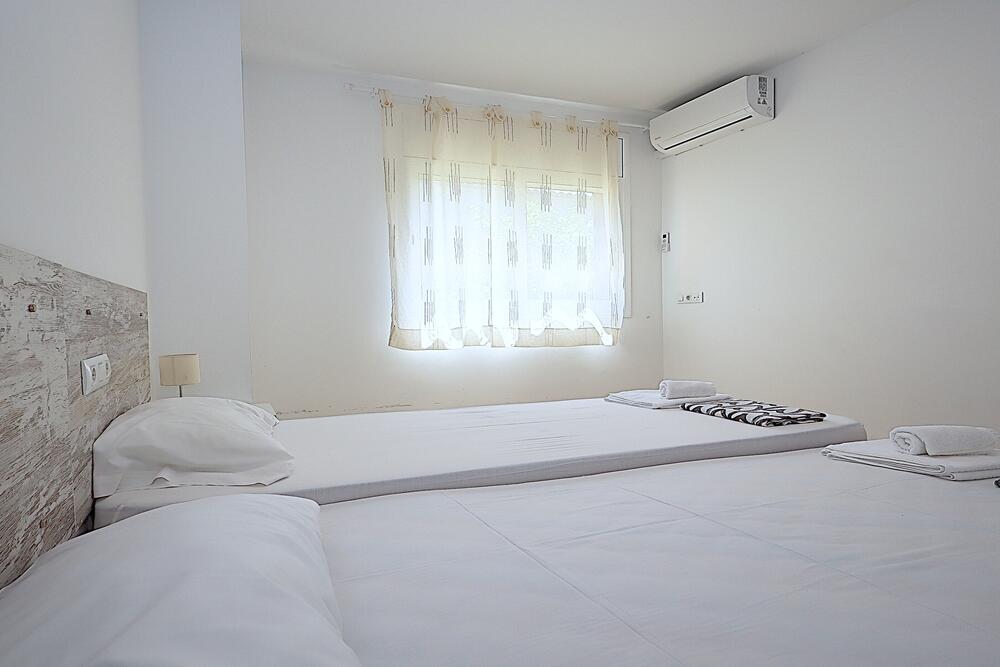 K16 Villa Serena Casa aislada / Villa SERRA BRAVA Lloret de Mar K16 Villa Serena Casa aislada / Villa SERRA BRAVA Lloret de Mar