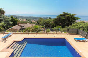 K20 Villa Breeze Einzelhaus / Villa Roca Grossa Lloret de Mar