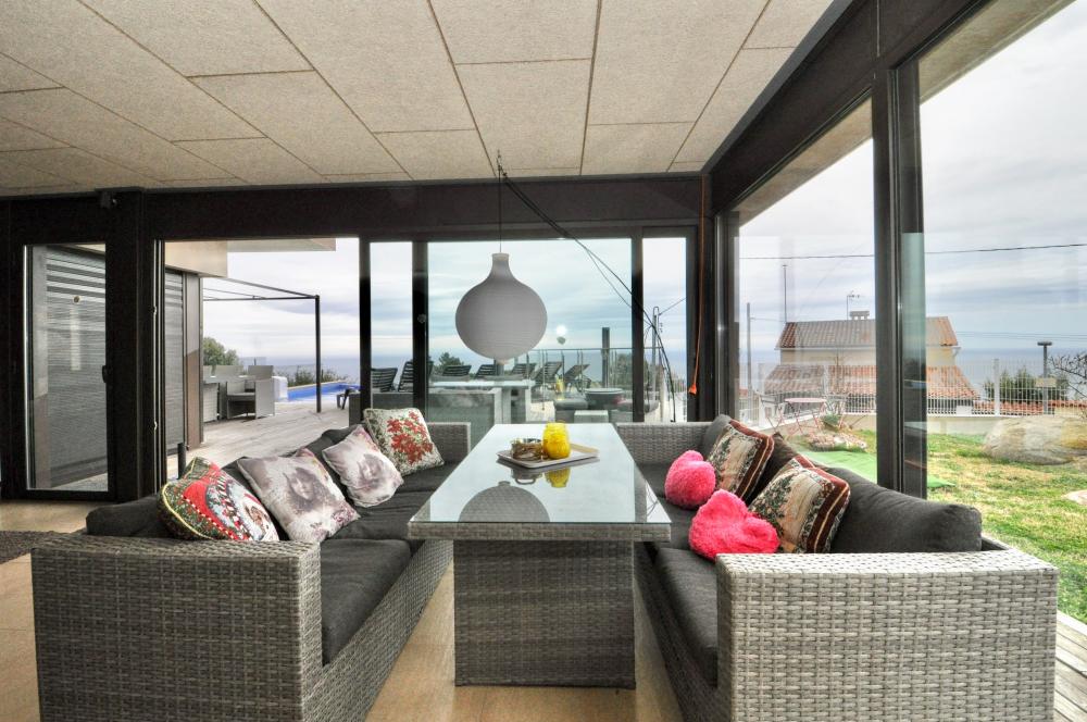 K22 Villa Adam Vrijstaand huis / Villa roca grossa Lloret de Mar K22 Villa Adam Vrijstaand huis / Villa roca grossa Lloret de Mar