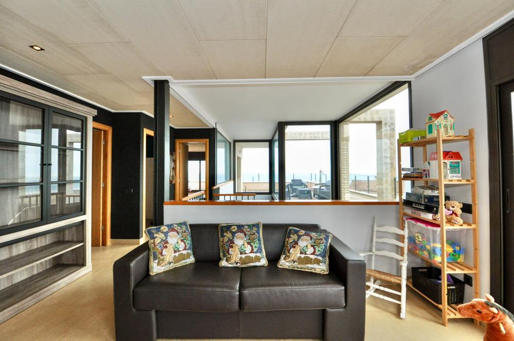 K22 Villa Adam Vrijstaand huis / Villa roca grossa Lloret de Mar K22 Villa Adam Vrijstaand huis / Villa roca grossa Lloret de Mar