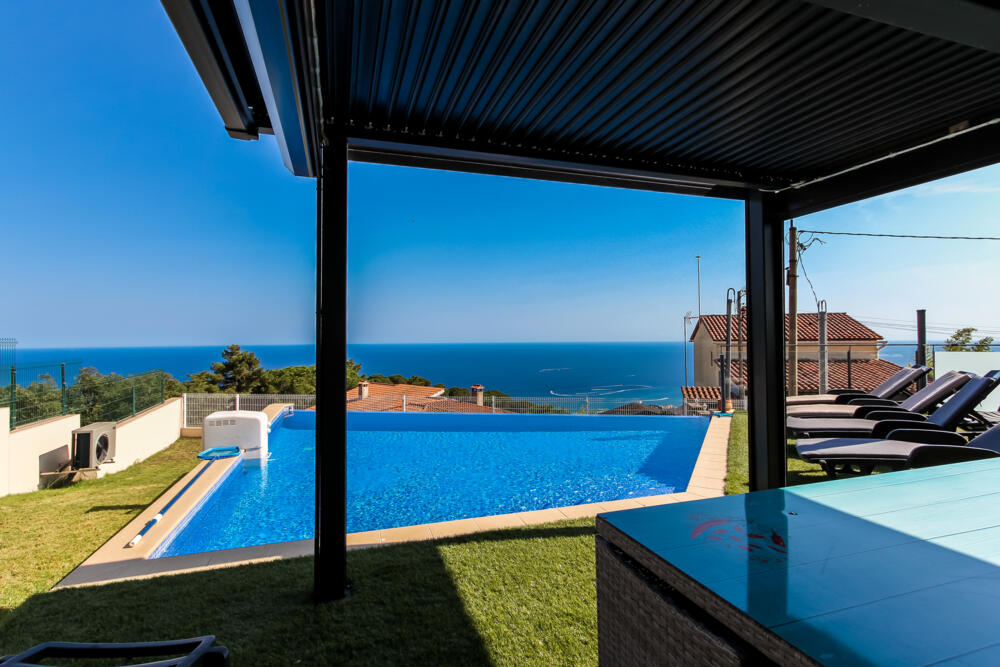 K22 Villa Adam Vrijstaand huis / Villa roca grossa Lloret de Mar K22 Villa Adam Vrijstaand huis / Villa roca grossa Lloret de Mar