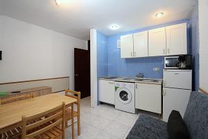 A007 Apartment Bond Z-4H Apartment  Lloret de Mar