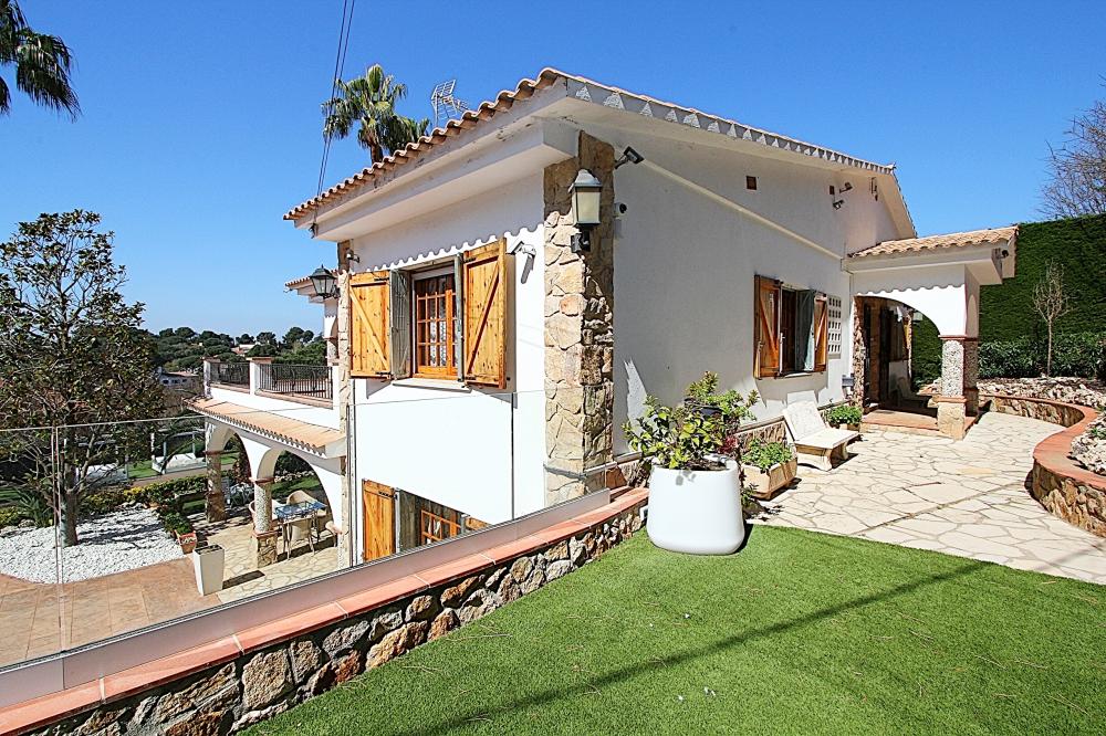 K23 Villa Borghese Vrijstaand huis / Villa Canyelles Lloret de Mar K23 Villa Borghese Vrijstaand huis / Villa Canyelles Lloret de Mar