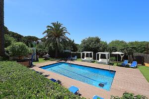 K23 Villa Borghese Отдельный дом / Villa Canyelles Lloret de Mar