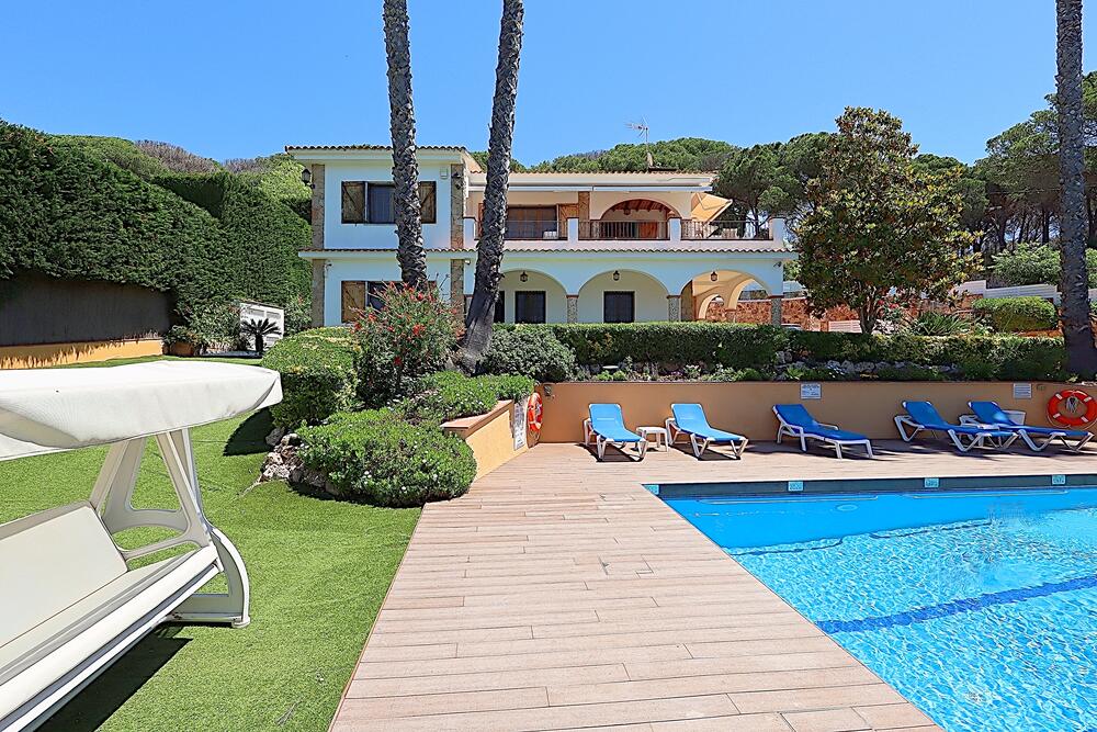 K23 Villa Borghese Vrijstaand huis / Villa Canyelles Lloret de Mar K23 Villa Borghese Vrijstaand huis / Villa Canyelles Lloret de Mar