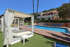 K23 Villa Borghese Отдельный дом / Villa Canyelles Lloret de Mar