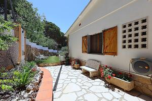 K23 Villa Borghese Отдельный дом / Villa Canyelles Lloret de Mar