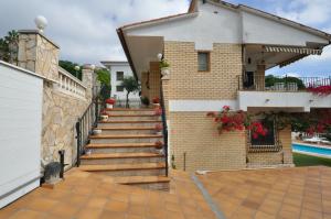 K30 Villa Dolcedo Отдельный дом / Villa  Lloret de Mar