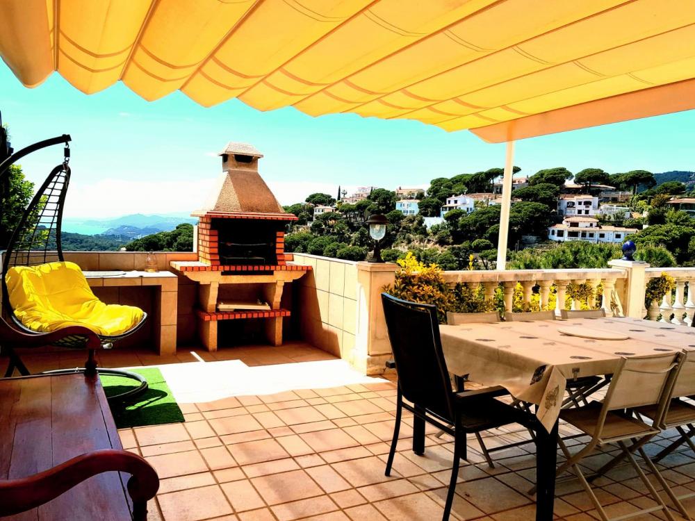 K32 Villa Bambi Vrijstaand huis / Villa Font de San Lorenc/ Riviera Lloret de Mar K32 Villa Bambi Vrijstaand huis / Villa Font de San Lorenc/ Riviera Lloret de Mar