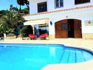 K32 Villa Bambi Vrijstaand huis / Villa Font de San Lorenc/ Riviera Lloret de Mar