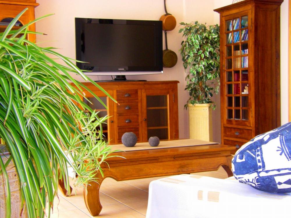 K32 Villa Bambi Vrijstaand huis / Villa Font de San Lorenc/ Riviera Lloret de Mar K32 Villa Bambi Vrijstaand huis / Villa Font de San Lorenc/ Riviera Lloret de Mar