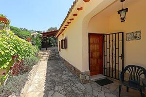 K34 Villa Victoria Отдельный дом / Villa  Lloret de Mar