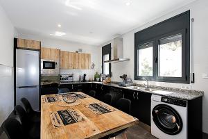 K45 Villa Esperanza Отдельный дом / Villa URBANITZACIÓ AIGUAVIVA PARC Vidreres