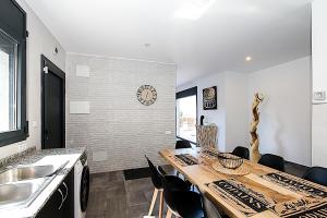 K45 Villa Esperanza Отдельный дом / Villa URBANITZACIÓ AIGUAVIVA PARC Vidreres