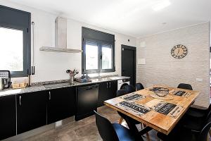 K45 Villa Esperanza Отдельный дом / Villa URBANITZACIÓ AIGUAVIVA PARC Vidreres