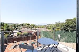 K45 Villa Esperanza Отдельный дом / Villa URBANITZACIÓ AIGUAVIVA PARC Vidreres