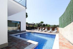 K45 Villa Esperanza Отдельный дом / Villa URBANITZACIÓ AIGUAVIVA PARC Vidreres