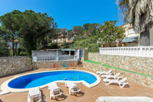 K49 Villa Atenea  Отдельный дом / Villa  Lloret de Mar