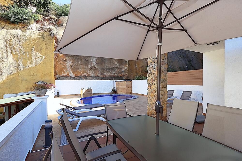 K53 Villa Isamar Casa aislada / Villa Lloret de Mar K53 Villa Isamar Casa aislada / Villa Lloret de Mar