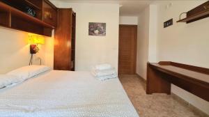 A004 Apartamento Duplex Llaverias Apartment centro Lloret de Mar