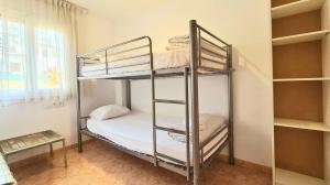 A004 Apartamento Duplex Llaverias Apartment centro Lloret de Mar