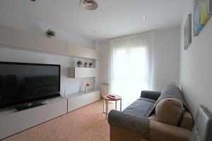 A004 Apartamento Duplex Llaverias Apartment centro Lloret de Mar