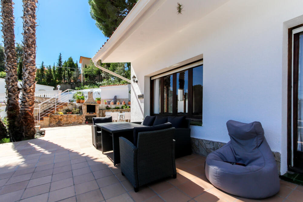 C101 Villa Canyelles Natalie Casa aislada / Villa Canyelles Lloret de Mar C101 Villa Canyelles Natalie Casa aislada / Villa Canyelles Lloret de Mar