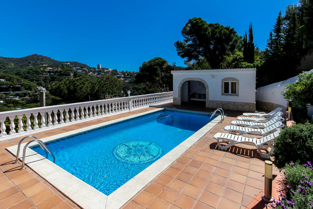 C101 Villa Canyelles Natalie Casa aislada / Villa Canyelles Lloret de Mar C101 Villa Canyelles Natalie Casa aislada / Villa Canyelles Lloret de Mar