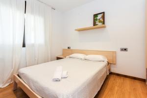 C002 Villa Roselles Casa aislada / Villa Serra Brava Lloret de Mar