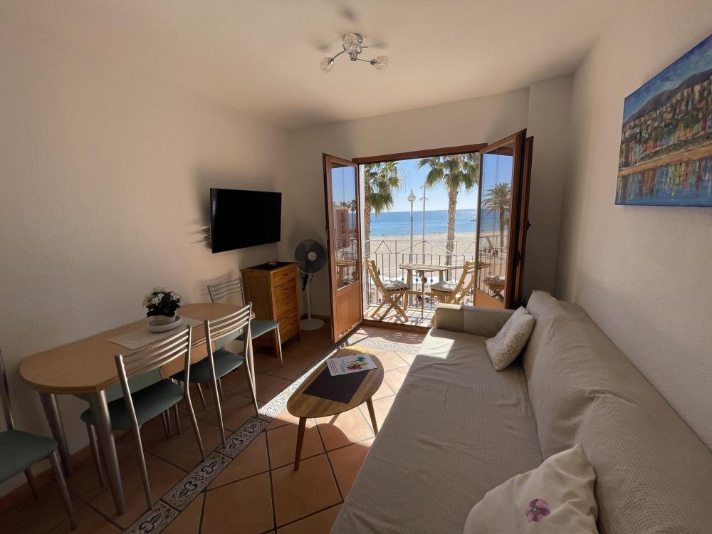 AR27-3 AR27-3, coqueto apartamento a primera línea del mar Apartamento Arsenal Villajoyosa/Vila Joiosa (la)