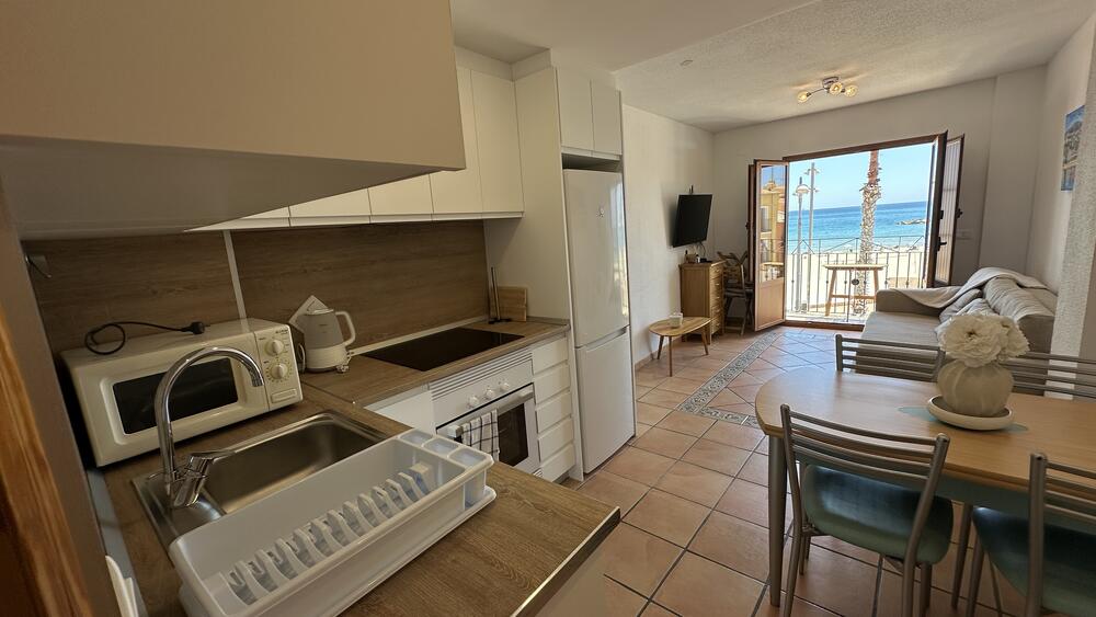 AR27-3 AR27-3, coqueto apartamento a primera línea del mar Apartamento Arsenal Villajoyosa/Vila Joiosa (la)