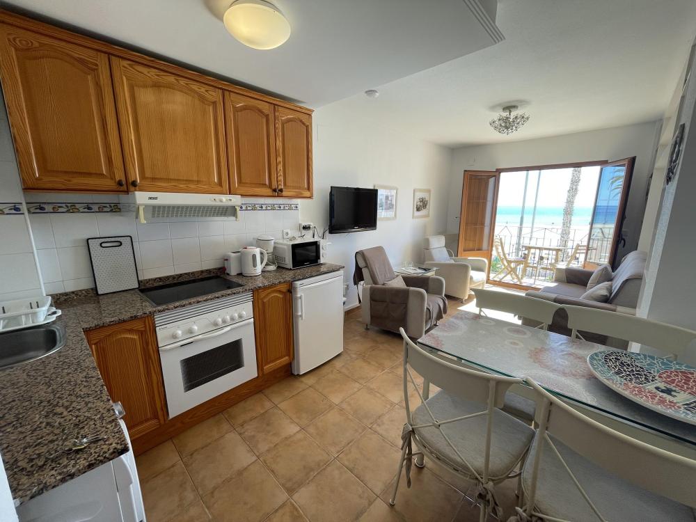 AR27-1 AR27-1, Coqueto apartamento en primera línea de playa Apartamento Arsenal Villajoyosa/Vila Joiosa (la)