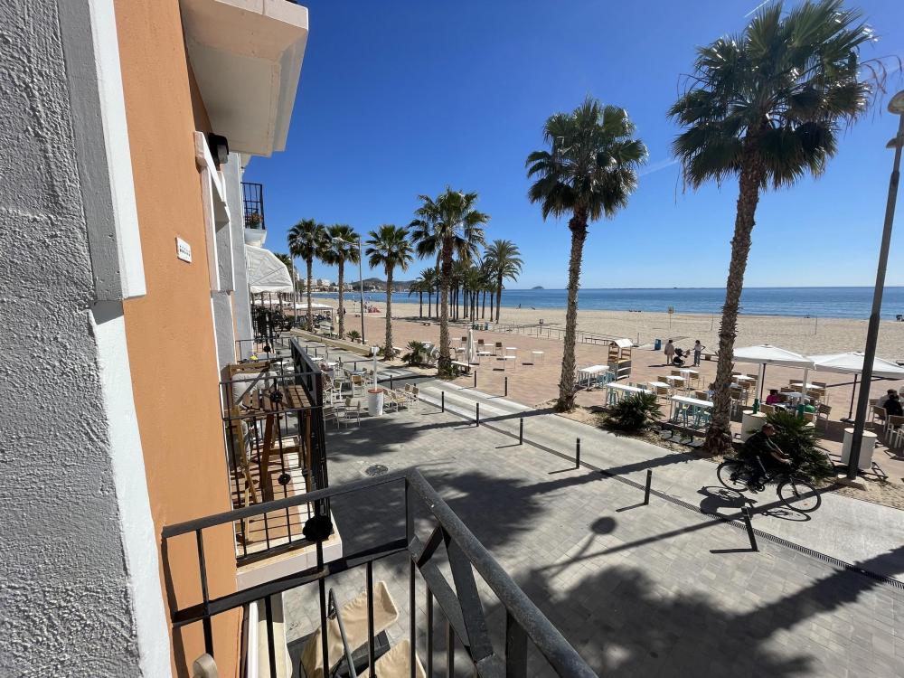 AR27-1 AR27-1, Coqueto apartamento en primera línea de playa Apartamento Arsenal Villajoyosa/Vila Joiosa (la)