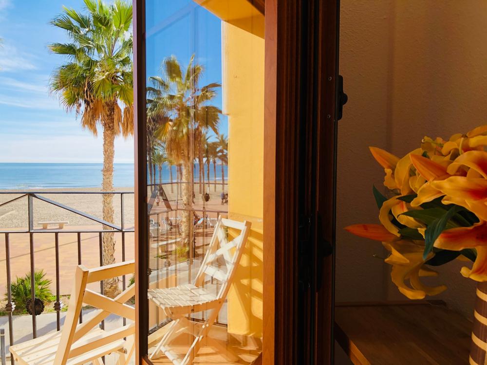 AR27-2 AR27-2, bonito apartamento en primera línea de playa Apartamento Arsenal Villajoyosa/Vila Joiosa (la)