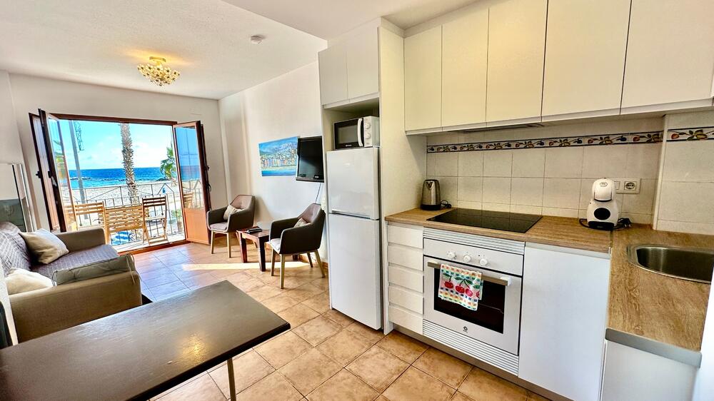 AR27-2 AR27-2, bonito apartamento en primera línea de playa Apartamento Arsenal Villajoyosa/Vila Joiosa (la)