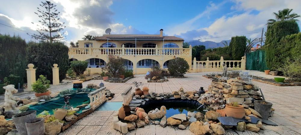 Casa Sirix Gran Villa en venta en La Nucia Casa aislada / Villa Nucia (la) Casa Sirix Gran Villa en venta en La Nucia Casa aislada / Villa Nucia (la)
