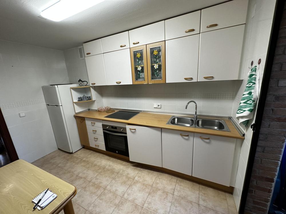 PV34 Apartamento en el centro, piscina y parking, a 10 metros de la playa y vista al mar Apartamento  Villajoyosa/Vila Joiosa (la)