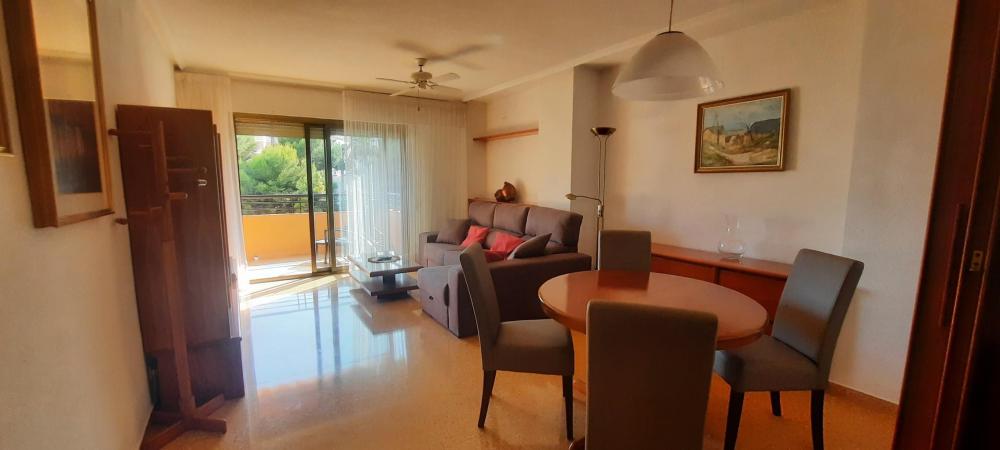 PV34 Apartamento en el centro, piscina y parking, a 10 metros de la playa y vista al mar Apartamento  Villajoyosa/Vila Joiosa (la)
