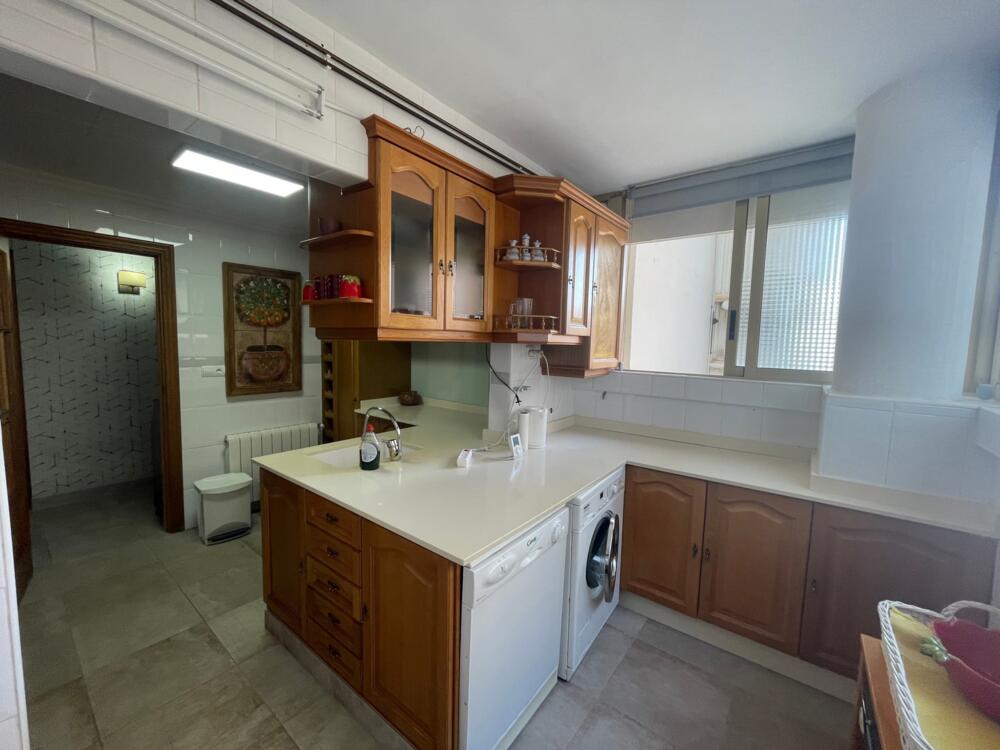 BA12-2 BA12-2, Gran apartamento con terraza muy cerca de la playa Apartamento  Villajoyosa/Vila Joiosa (la)