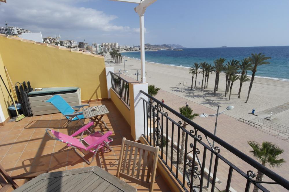 ATB ATB, Ático en primera línea en casco antiguo Villajoyosa Apartamento Casco antiguo-playa centro Villajoyosa/Vila Joiosa (la) ATB ATB, Ático en primera línea en casco antiguo Villajoyosa Apartamento Casco antiguo-playa centro Villajoyosa/Vila Joiosa (la)