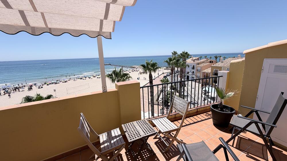 ATA ATA, Moderno ático en primera línea del casco antiguo con ascensor Apartamento Casco antiguo-playa centro Villajoyosa/Vila Joiosa (la)