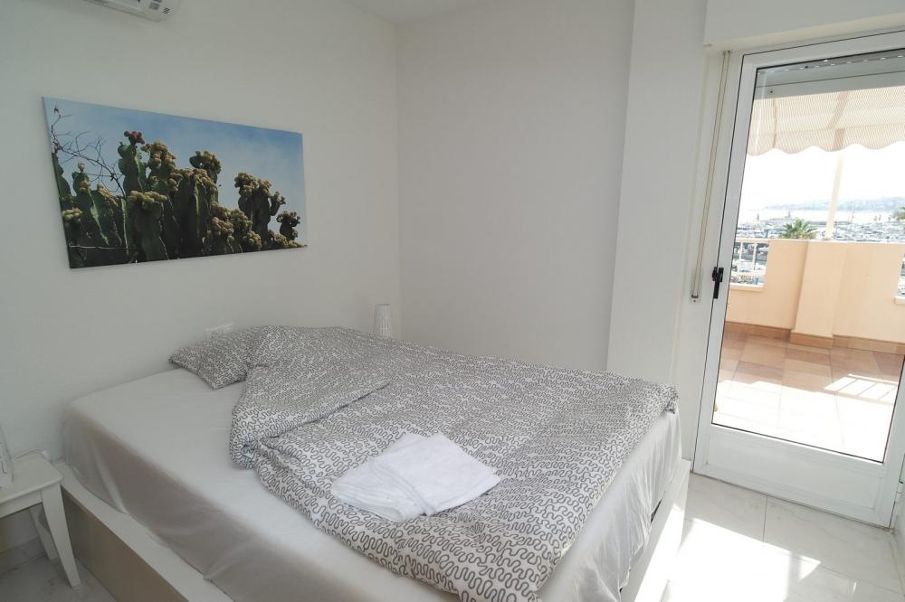 EST2 EST2,  Ático en el puerto de Villajoyosa Apartamento Puerto Villajoyosa/Vila Joiosa (la)