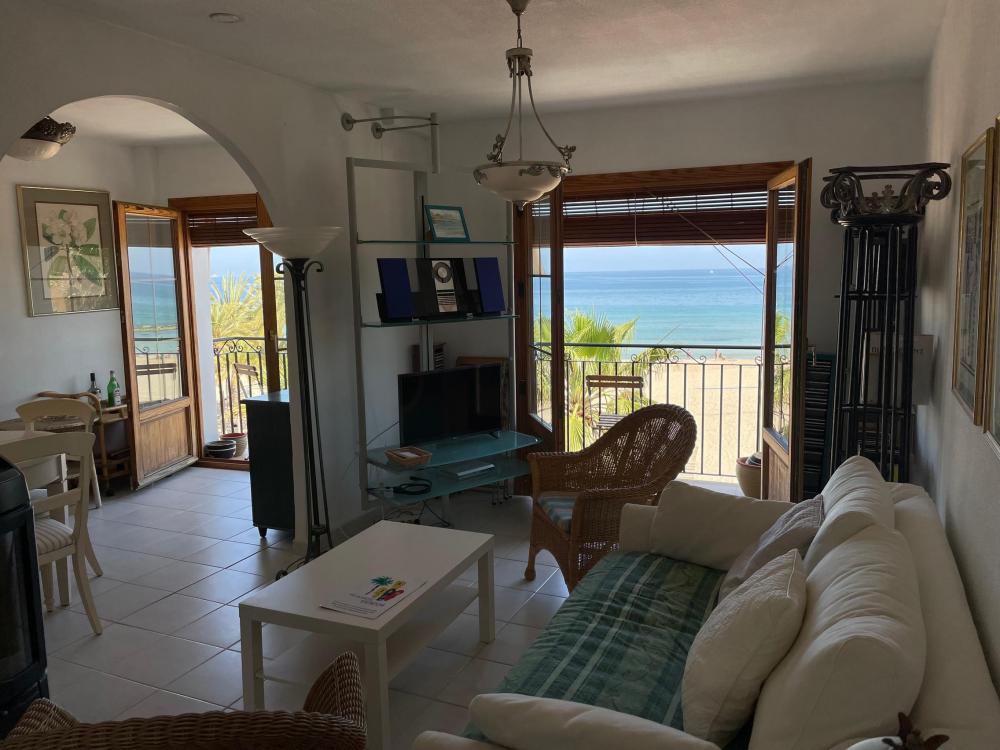 AR3A AR3A, Lujoso apartamento en primera linea del Casco Histórico Apartamento Casco antiguo-playa centro Villajoyosa/Vila Joiosa (la) AR3A AR3A, Lujoso apartamento en primera linea del Casco Histórico Apartamento Casco antiguo-playa centro Villajoyosa/Vila Joiosa (la)