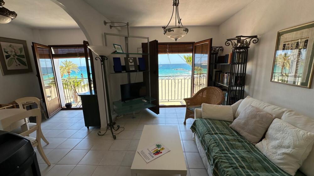 AR3A AR3A, Lujoso apartamento en primera linea del Casco Histórico Apartamento Casco antiguo-playa centro Villajoyosa/Vila Joiosa (la)