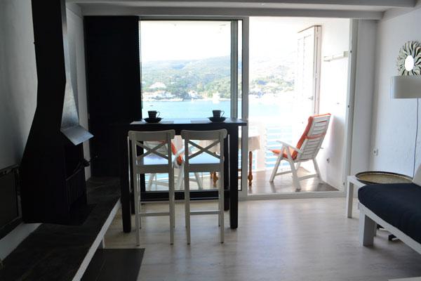 Apartamento de una habitación con terraza y vistas al mar